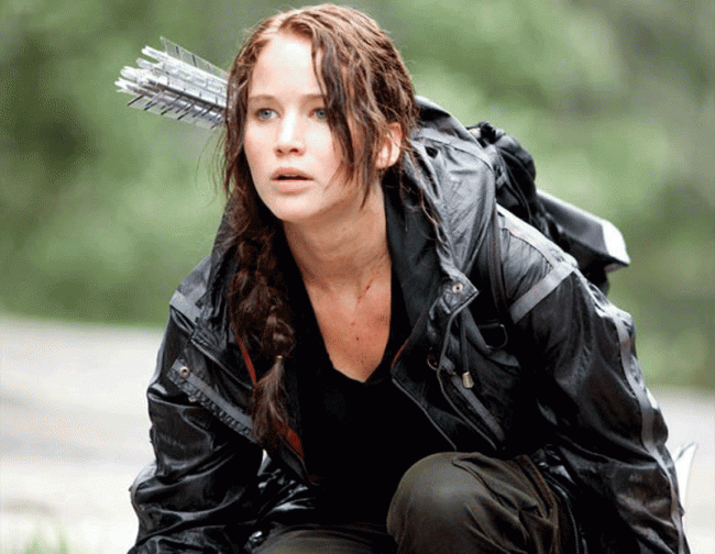 Protagonista de Jogos vorazes, Katniss Everdeen - vivida nas telonas por Jennifer Lawrence