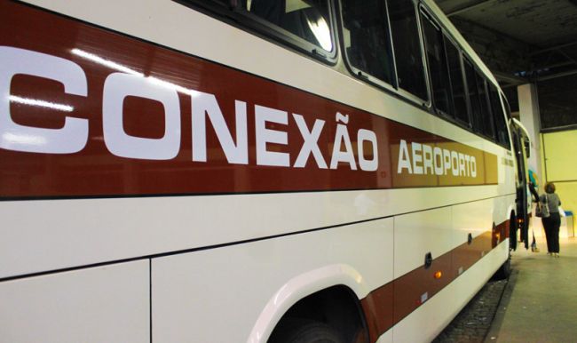 Viação José Maria oferece linhas regulares para aeroporto
