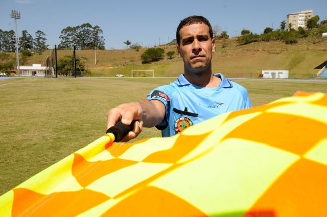 Antes de começar o torneio, ele irá fazer um curso de seis dias da Fifa