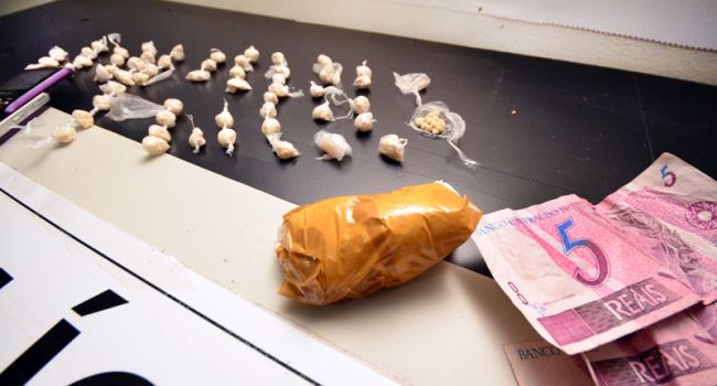 Droga era vendida por telefone e em pontos de JF