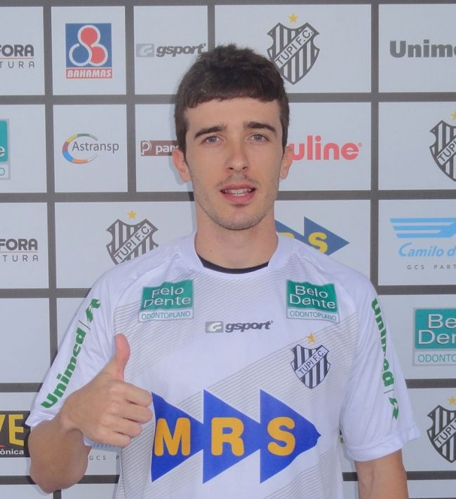 Atleta volta ao time após passar pelo Mogi Mirim
