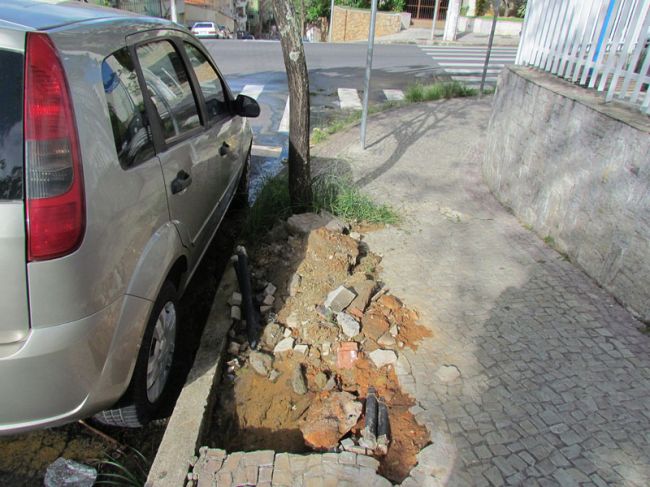 Kareen Barbosa Obra pública teria provocado o problema