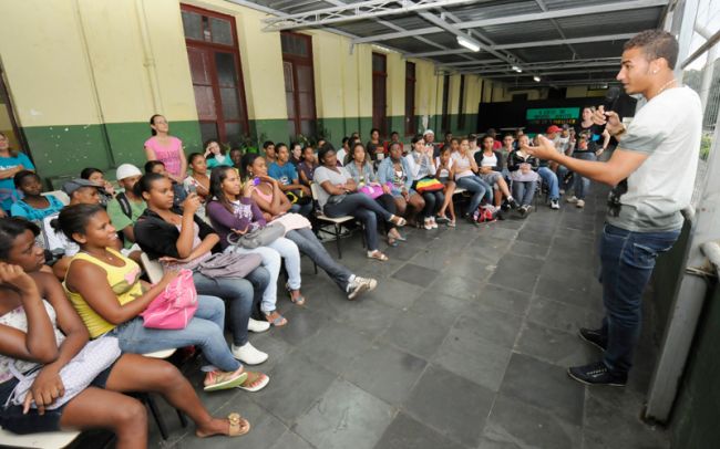 Danilo visitou projeto nesta quinta (21)