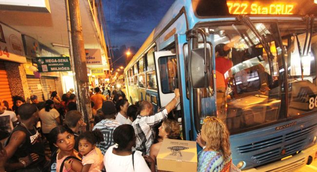 No final da tarde, usuários enfrentaram ponto cheio