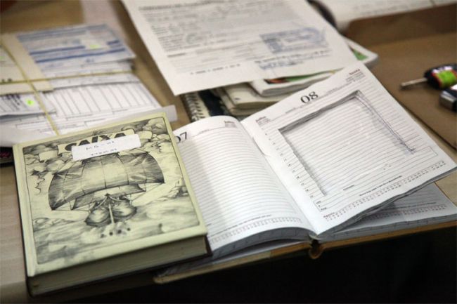 Agenda utilizada para armazenamento e envio de dinheiro para o exterior