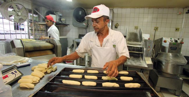 Novos maquinários, como cilindro e modeladora, serão cobrados a partir de 2013