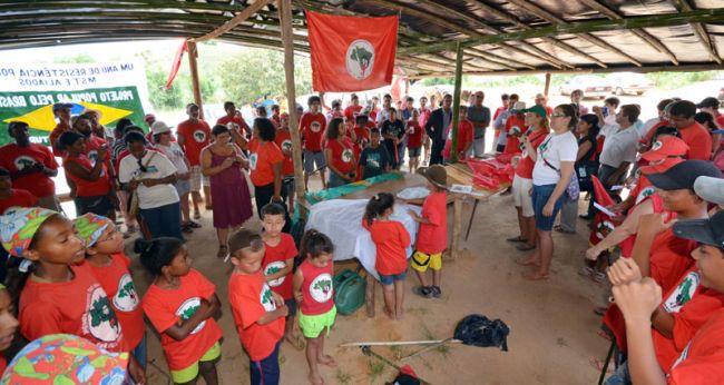 Olavo Prazeres/26-01-12 Cerca de 500 pessoas estavam reunidas no acampamento