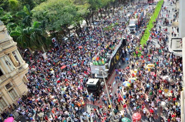 Evento atraiu gente de todas as idades e tribos em JF