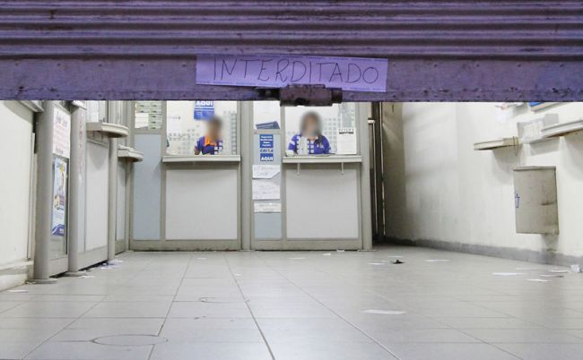 Por causa do crime, a loja fechou as portas
