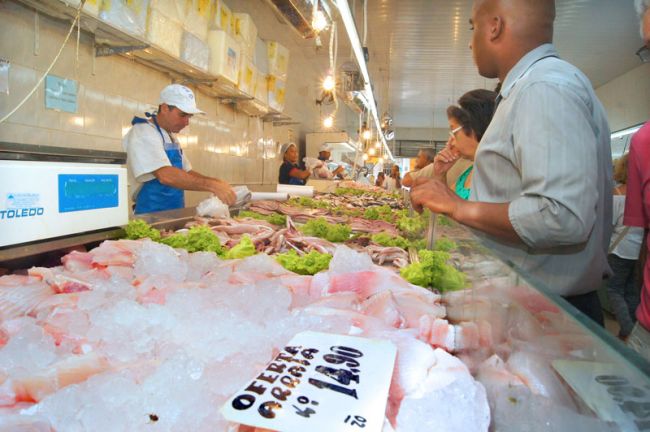 Lara Toledo/05-03-2014 Comerciantes esperam vender até 50% mais neste período