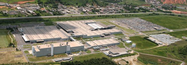 Fernando Priamo Projeto prevê construção de mais um prédio para adequação da fábrica de JF aos novos veículos