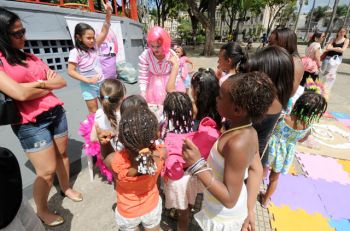 Dia de diversão ocorreu na Praça Antônio Carlos
