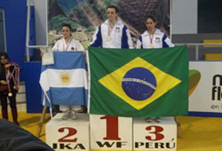 Divulgação Juliana Vitral foi campeã continental no kumitê