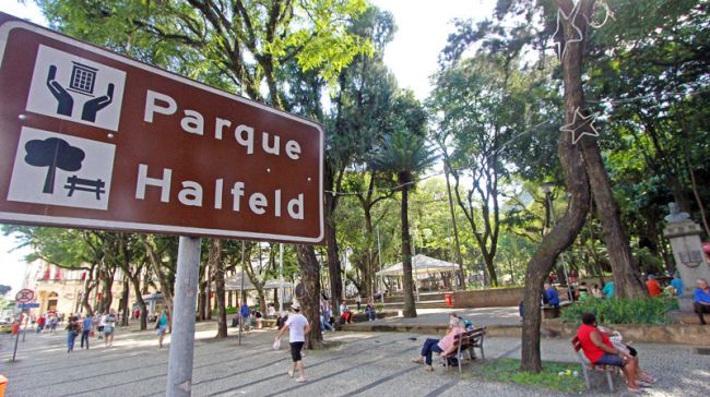 Grupo é contra sugestão de gradeamento do espaço