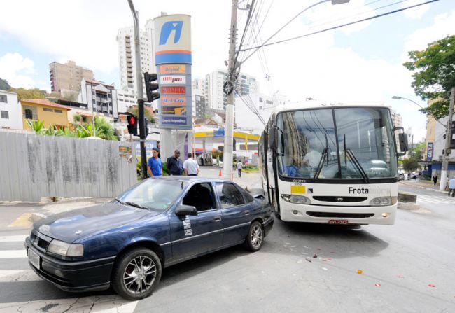 Lucas Tavares/10-10-13 Retenção chegou até a Avenida Rio Branco