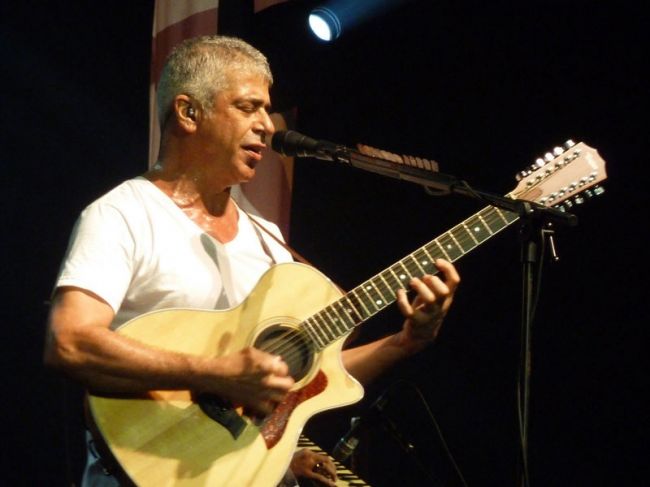 Dia dos Namorados com Lulu Santos em JF 2 Cantor promete as músicas que marcaram sua carreira