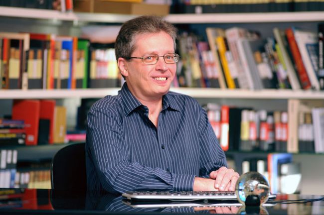 Divulgação/UFJF Rodrigo Barbosa é jornalista e professor da UFJF