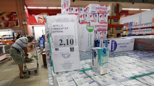 Alta é atribuída ao período de entressafra e aumento de custos de produção