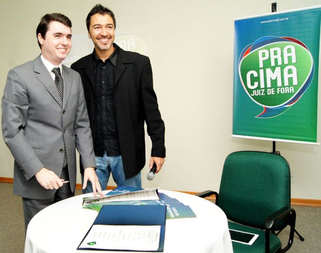 Prefeito Bruno Siqueira e o idealizador do projeto, o publicitário Sérgio Bara