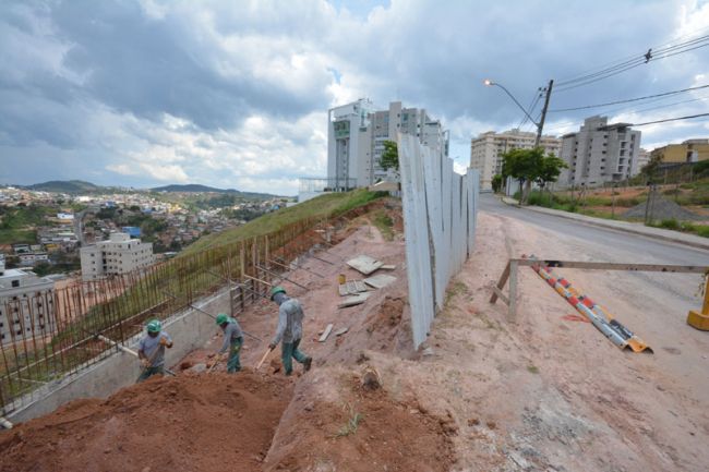 Marcelo Ribeiro/21-10-13 Construtora prevê término da obra em um mês