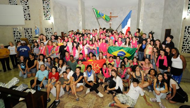 Jovens se reuniram na cidade antes do evento