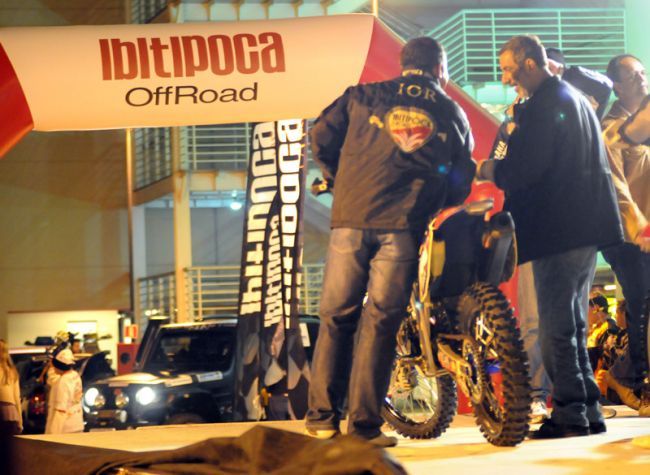 Paula Rivello/05-08-11 Mais de 300 motocicletas e 50 carros se aventuram em dois dias de prova