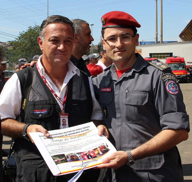 ... e ao fotógrafo Olavo Prazeres
