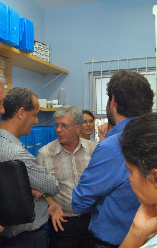 Lara Toledo/19-02-14 Castelar e Fiorilo visitam Uaps