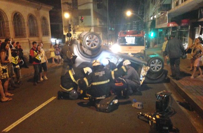 Sérgio Bara Vítima foi socorrida pelo Corpo de Bombeiros