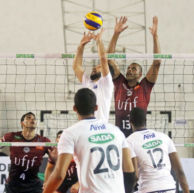 Federal reage, mas acaba derrotada por 3 a 1 pelo Sada/Cruzeiro