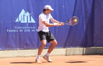 Leonardo Costa/01-09-12 Guilherme Clezar veio para JF direto do US Open