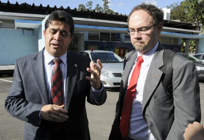 Lucas Tavares/15-06-12 Sargento Rodrigues (PDT) e Paulo Lamac (PT) vieram a JF