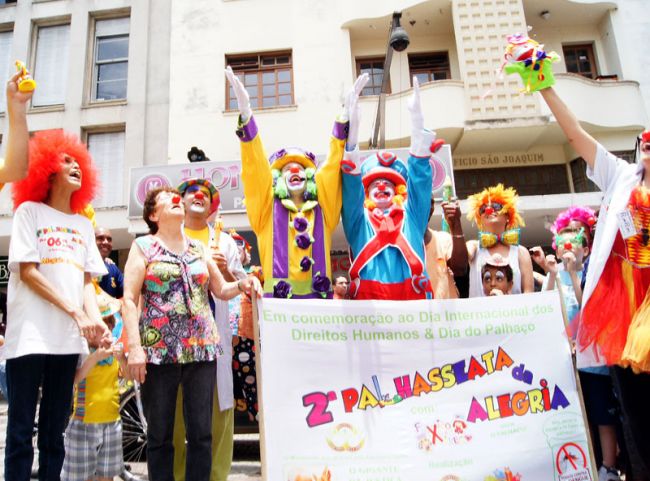 Lara Toledo/10-12-13 Iniciativa também comemorou o Dia Internacional dos Direitos Humanos e Dia do Palhaço