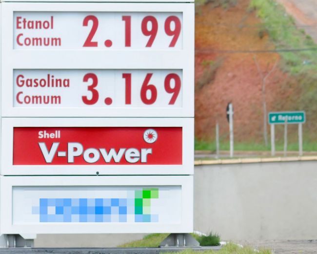 Estabelecimentos praticavam preços entre R$ 2,68 e R$ 3,16