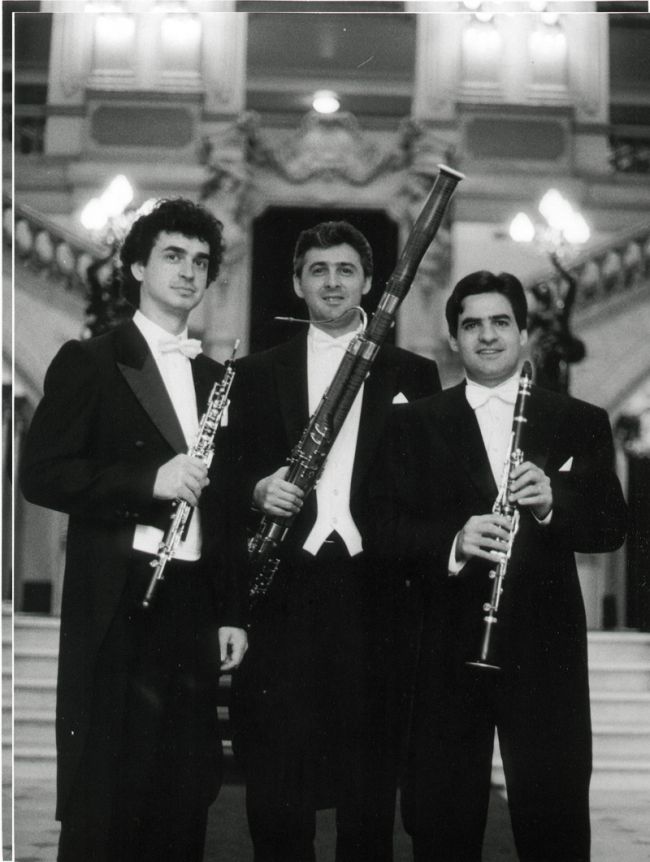 Divulgação Trio é formado por Alexandre Ficarelli (oboé), Marcos Fokin (fagote) e Domingos Elias (clarinete)