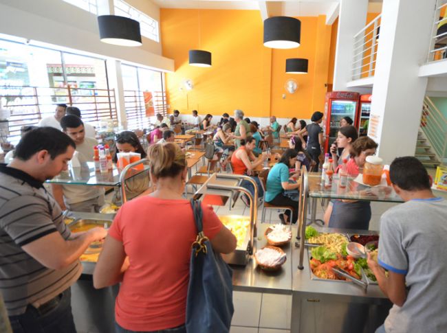 Restaurante Nathália cria cartão 'pré-pago'