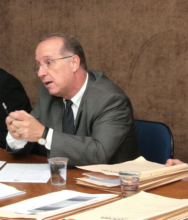 Gasparete diz que Procon está analisando propostas das empresas