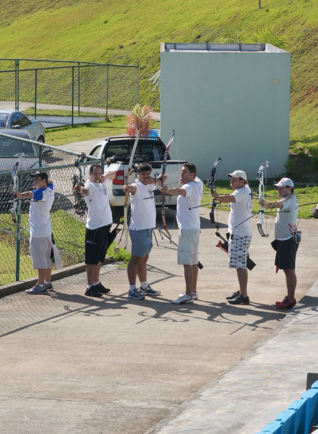 Ricardo, Fernando, Arthur, Leandro, Leonardo e Dílio: prontos para os torneios