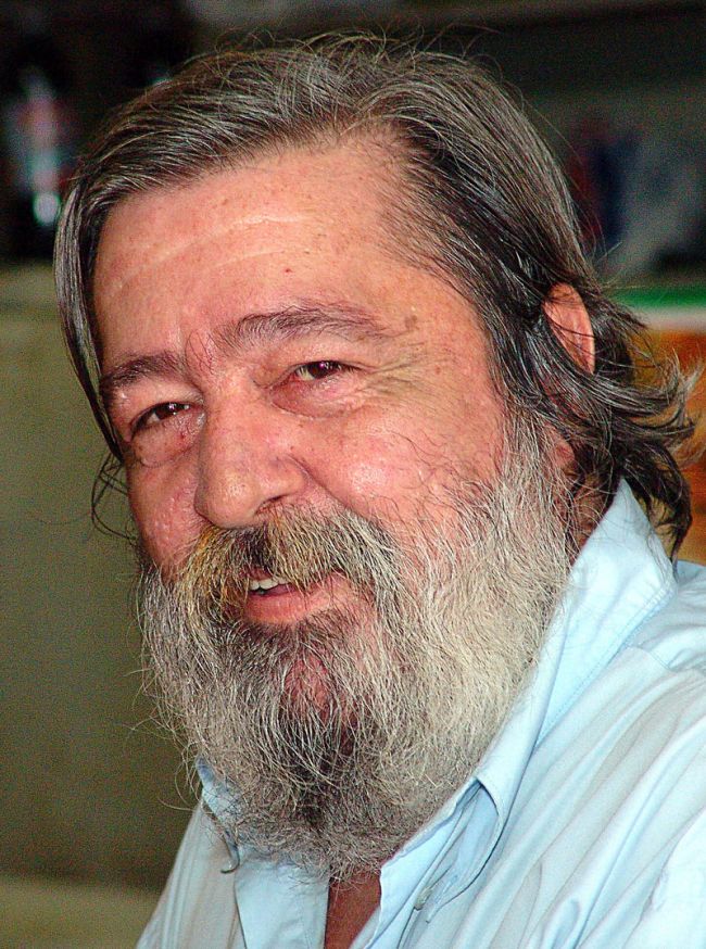 Henrique Viard/2005 Corpo foi sepultado no Cemitério Parque da Saudade