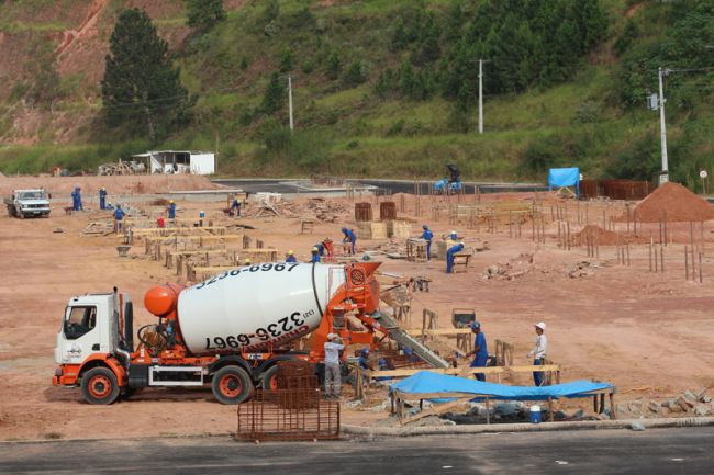 Trabalhos de fundação já começaram