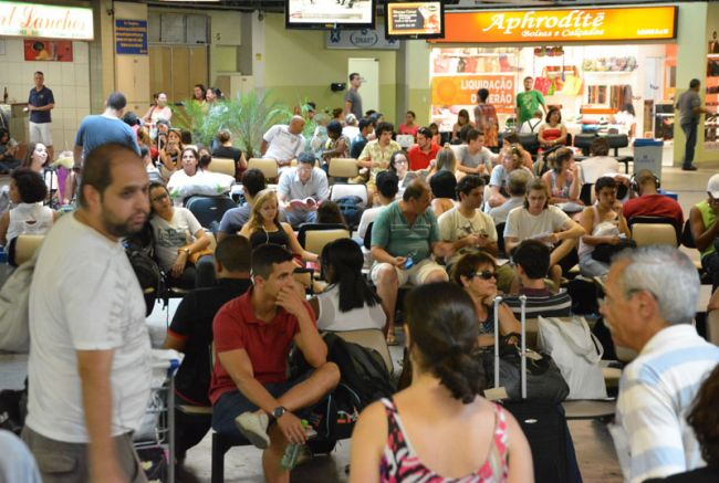 Nesta sexta, rodoviária esteve lotada durante o dia