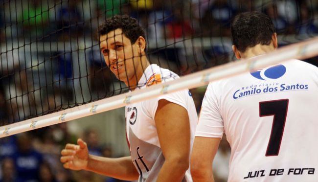 Alexandre Arruda/CBV Jardel acredita que time pode elevar o nível