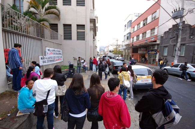 Olavo Prazeres/23-07-11 Greve da rede estadual completa hoje 76 dias