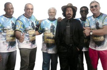 VITÓRIA SILVA/DIVULGAÇÃO Betinho, Leonisio Barroso, Adir Maurício, Jerônimo Silva e Martinho Caetano posam ao lado do