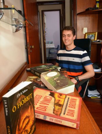 MARCELO RIBEIRO/14-01-15 Luis Arthur se dedica ao quarto livro somente este ano
