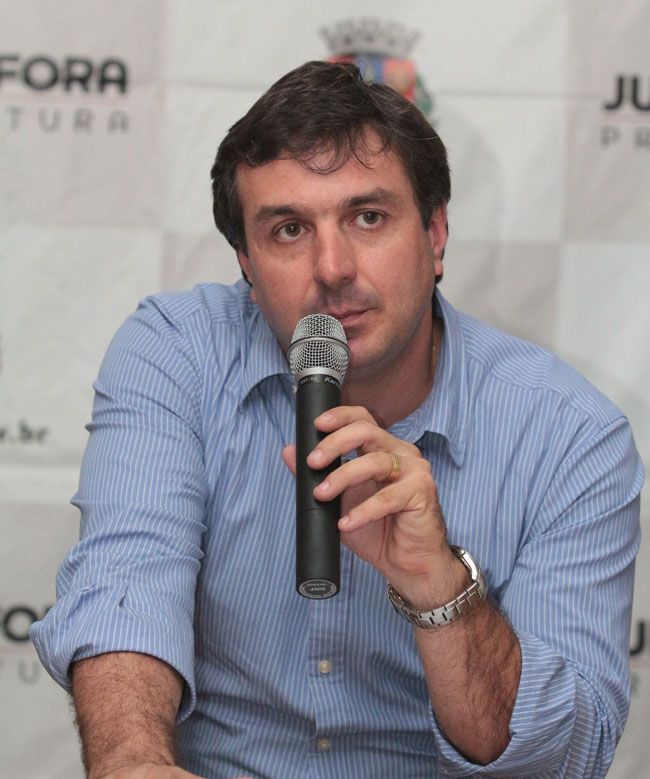 FERNANDO PRIAMO Segundo secretário da Fazenda, Fúlvio Albertoni, inadimplência é estimada em 14% na cidade