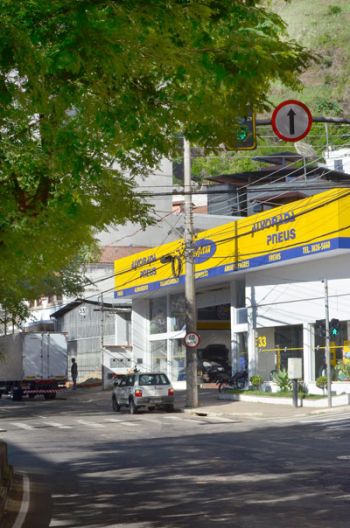 OLAVO PRAZERES/15-01-15 Semáforo está localizado entre as ruas Doutor Paulo Japiassu Coelho e Waldir Martins