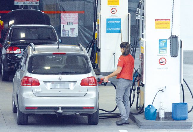 Alta da gasolina chega a R$0,30 no preço do litro, do etanol R$ 0,14 e do diesel, R$ 0,17