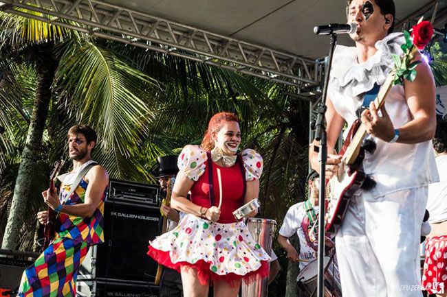 DIVULGAÇÃO Bloco Pra Iaiá mistura o cancioneiro de Los Hermanos a outros ritmos para brincar o carnaval