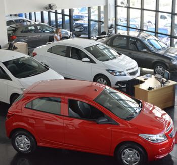 Em Juiz de Fora, maior queda foi de automóveis e comerciais leves